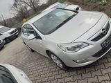 Opel Astra 1.7 CDTI, fotografie 2