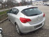 Opel Astra 1.7 CDTI, fotografie 3