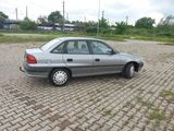 Opel Astra Automatic 1.6 Impecabil, photo 2