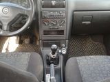 Opel Astra Caravan, photo 2