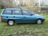 Opel Astra Caravan, fotografie 2