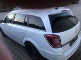 Opel Astra H Caravan 1.7 CDTI, photo 3