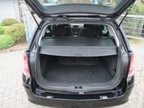 Opel Astra H Caravan 1.7 CDTI, fotografie 4