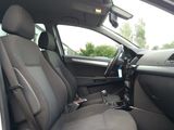 Opel Astra H Caravan 1.7 CDTI, fotografie 5