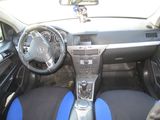 Opel Astra H Caravan 1.7 CDTI, fotografie 5