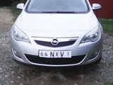 Opel Astra J, fotografie 2