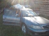 opel omega 2.2 tdi avariat