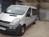 Opel Vivaro 8+1 locuri  1.9 DTI, fotografie 1