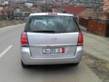 Opel Zafira 1.9 CDTI 150 CP, fotografie 3