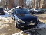 Peugeot 607