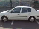 Renault clio, photo 3