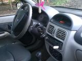 Renault clio , Anul 2005 