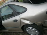 renault laguna avariat, fotografie 1