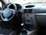 Renault Symbol Privilege 1.4, 16 V, 98 Cp (Model 2009) + GPS Garmin , fotografie 3