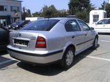 SKODA OCTAVIA 1.6I, fotografie 2