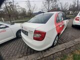 Skoda Rapid 1.6 TDI, fotografie 4