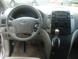 Toyota Sienna de vanzare, photo 4