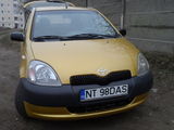 Toyota yaris 2000