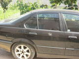  VAND AUTOTURISM BMW 318 I, photo 2