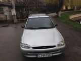 Vand Ford Escort 1.4 benzina, an 1997