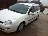 vand ford focus an 2000, fotografie 2