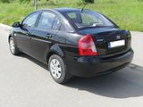 vand hyundai accent, fotografie 3