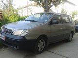 vand kia carens LS, photo 5