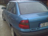 vand opel astra 1,6, fotografie 4