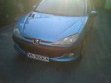 vând Peugeot 206