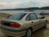 Vand Renault Laguna 1.8  16 V 1999 sau schimb cu autoutilitara 3,5 T, fotografie 2