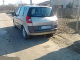 Vand Renault Scenic II, an fabricatie 2008, photo 4