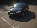 Vand sau schimb Ford Focus 1,8 bezina