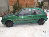 Vand sau schimb mazda 121, photo 4