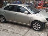 Vand Toyota Avensis 2.0 diesel (2004) avariat frontal