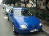 Vand VW BORA 2001 - 4000 euro negociabil