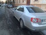 vand vw  jetta  2006, photo 2