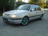 VENTO 1.9TDI ADUS RECENT FARA ROSII SCOASE, photo 1