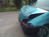 vind Fiat Punto avariat fata, photo 2