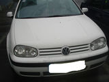 Volkeswagen Golf  4