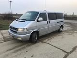 Volkswagen Caravelle 2.5 TDI, fotografie 1