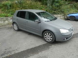 Volkswagen  Golf  5