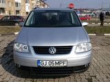 Volkswagen Touran 1.9 TDI, fotografie 1