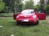 Vw new beetle 2. 0i rosu