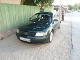 VW Passat 1.6 - 1997, fotografie 3