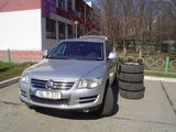 VW Touareg impecabil, photo 2