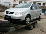 VW Touran TDI 136 CP adus de curand din Germania