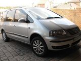 wv sharan 1.9 TDI 131 cp anul 2005 neavariat